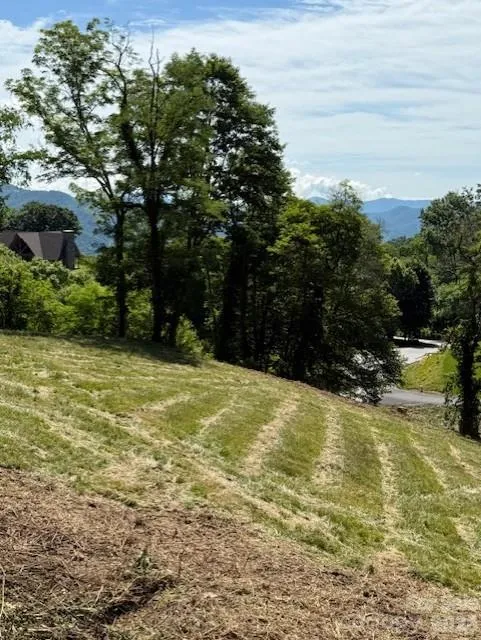 #38 Sleepy Hollow Drive Waynesville, NC 28785