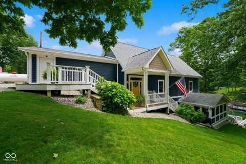 7433 Hummingbird Drive