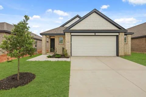 3132 Manchester Drive