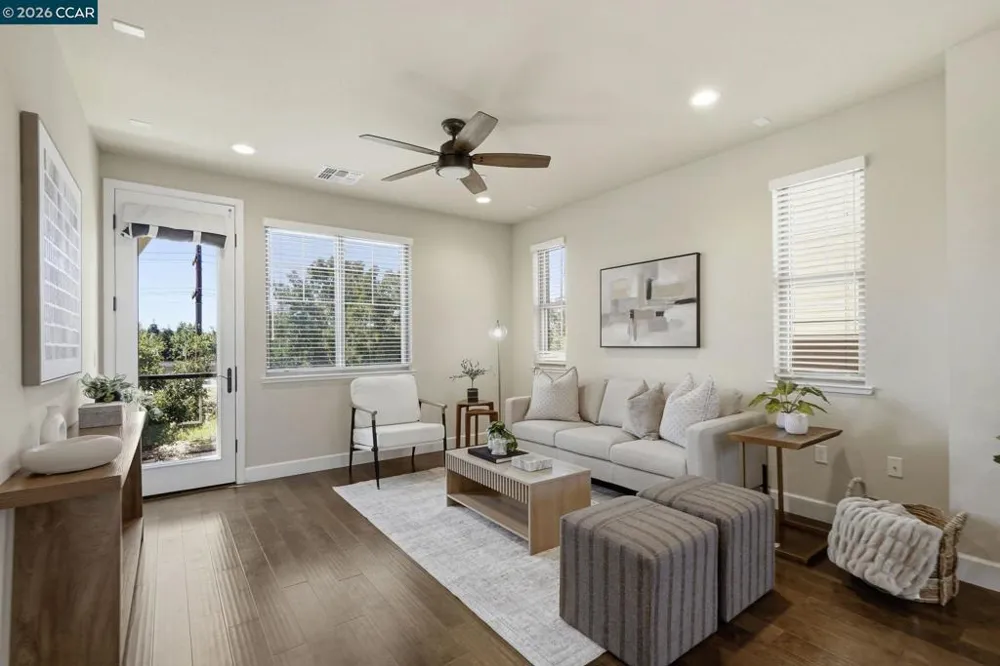 865 Tranquility Cir #13 Livermore, CA 94551