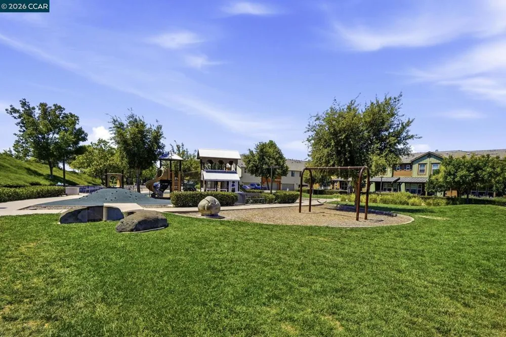 865 Tranquility Cir #13 Livermore, CA 94551