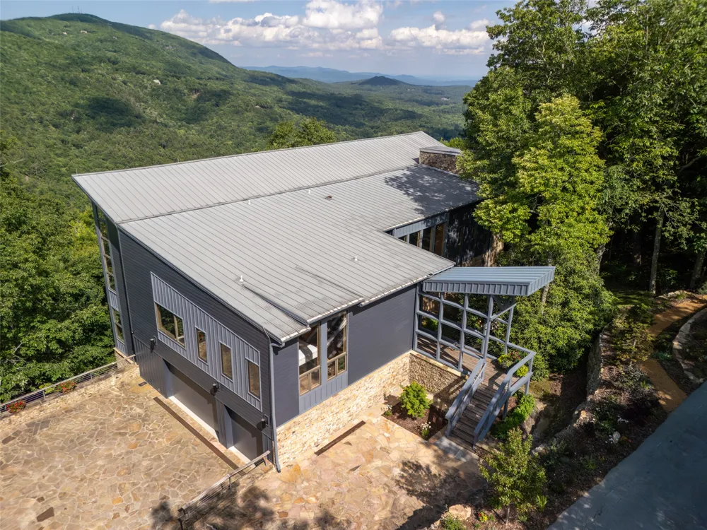 87 Tiger Paw Lane Sapphire, NC 28774