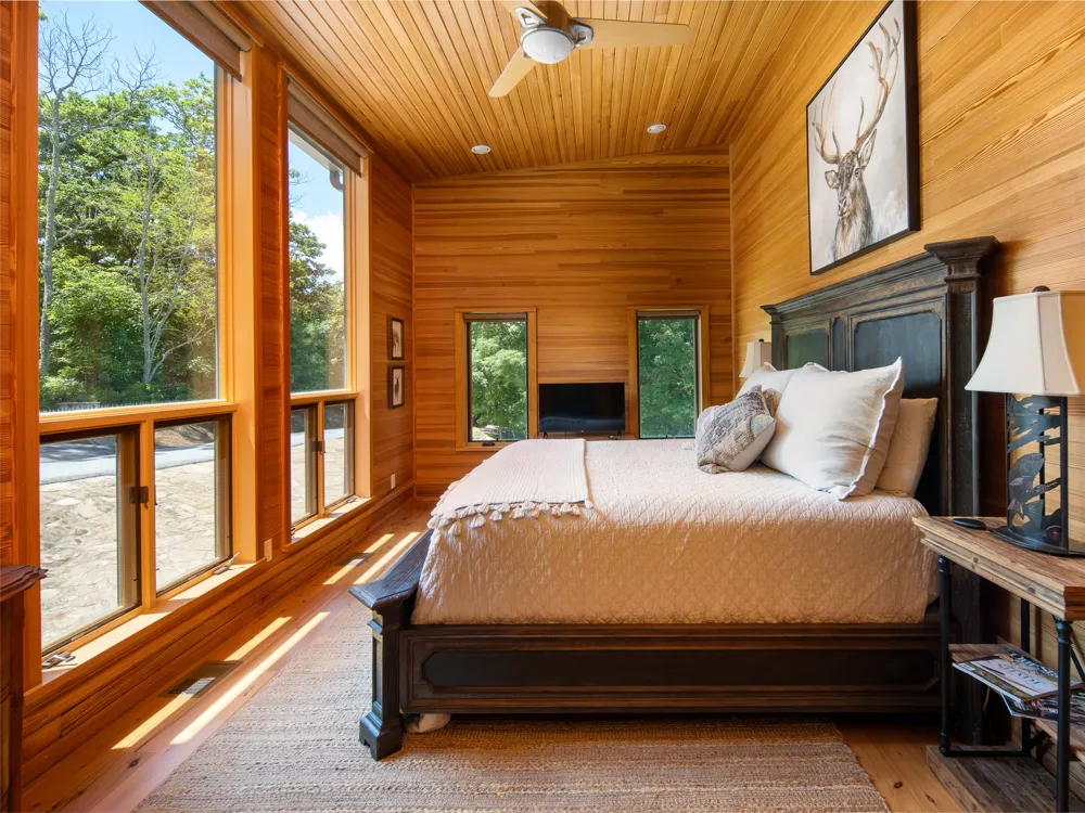 87 Tiger Paw Lane Sapphire, NC 28774