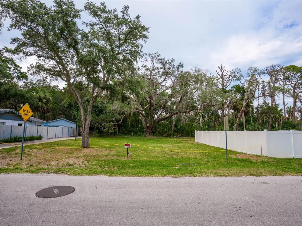0 LIMESTONE Port Richey, FL 34668