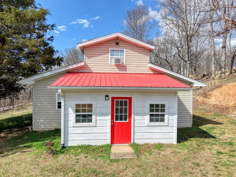 794 State Hwy 66 Young Harris, GA 30582