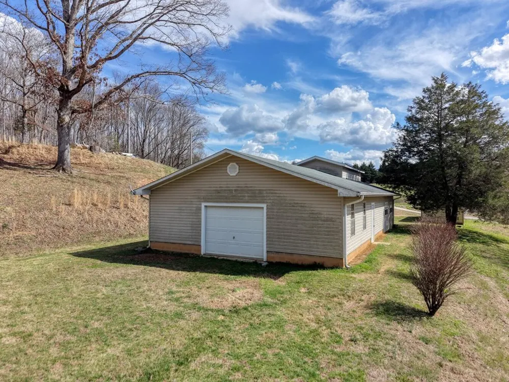 794 State Hwy 66 Young Harris, GA 30582