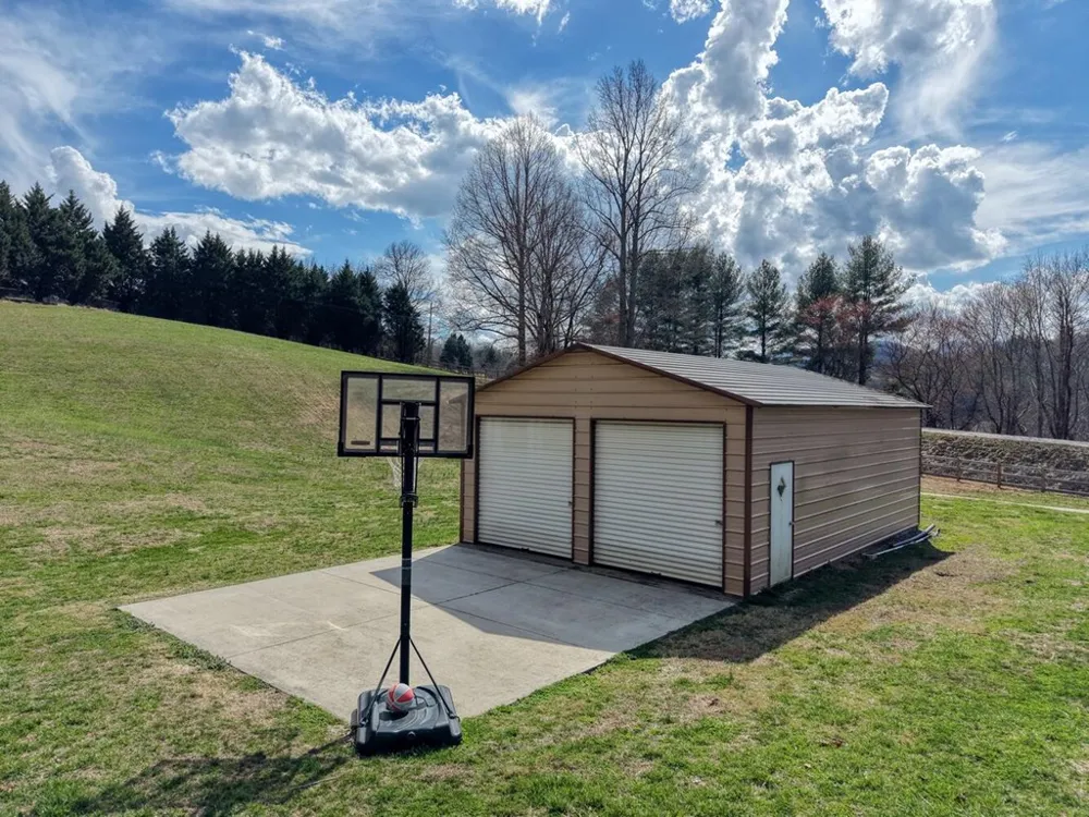 794 State Hwy 66 Young Harris, GA 30582