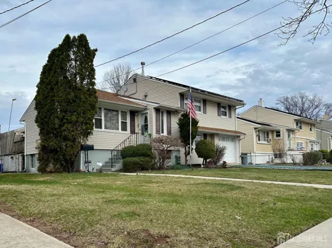 118 Markowitz Street