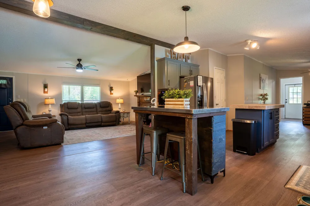 454 County Road 131 Bryant, AL 35958