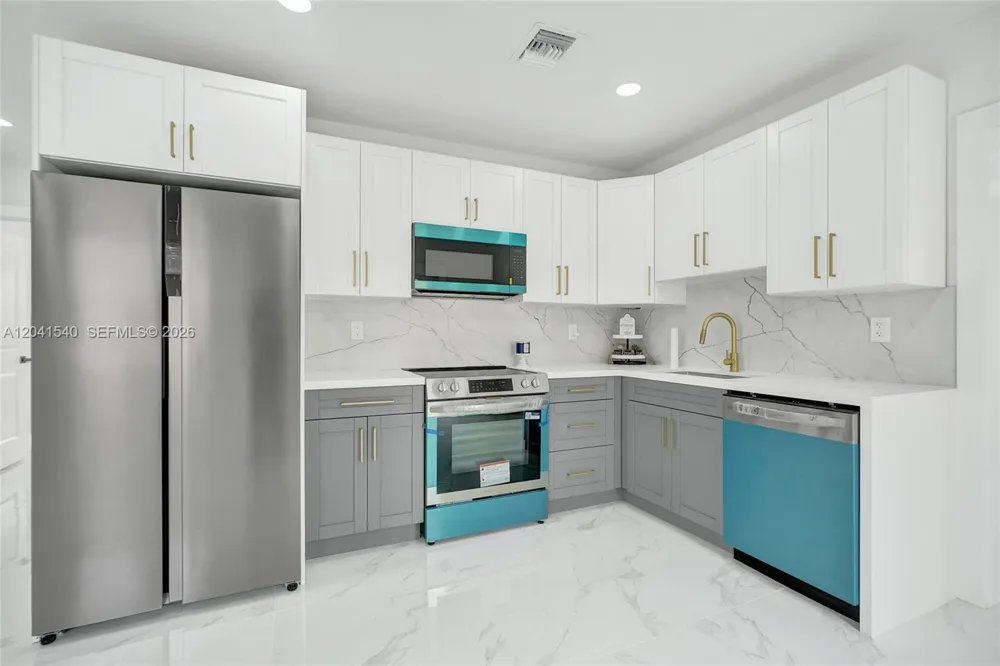 1245 Vermont St Opa-Locka, FL 33054