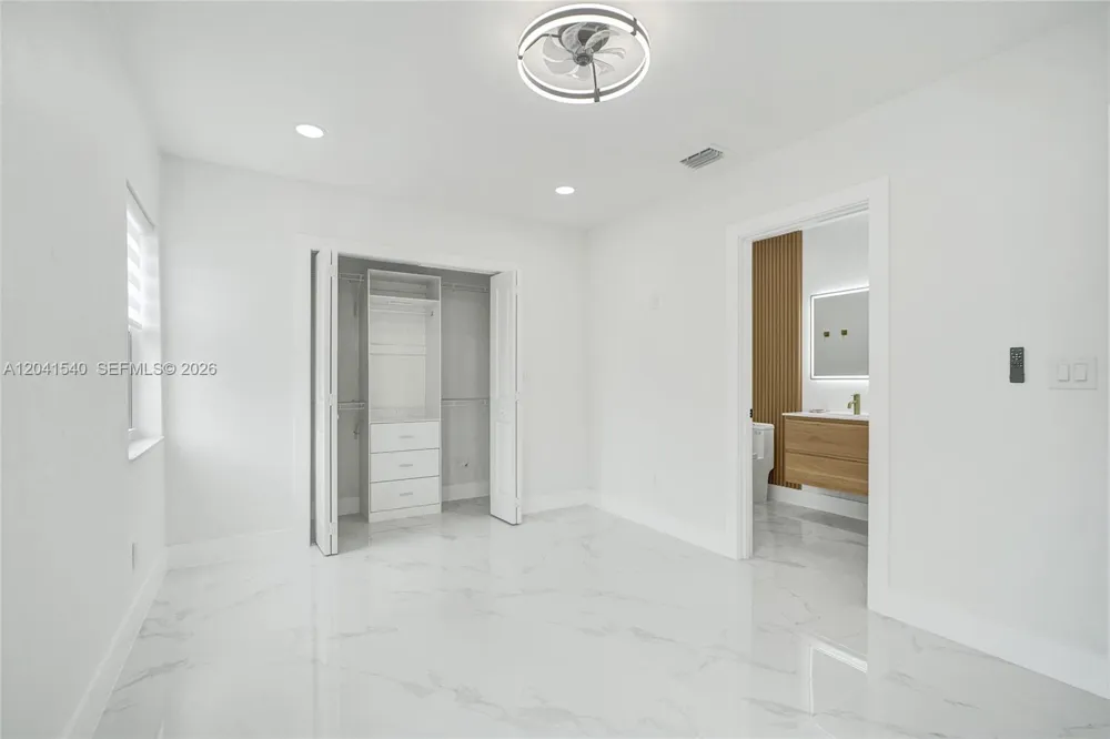 1245 Vermont St Opa-Locka, FL 33054