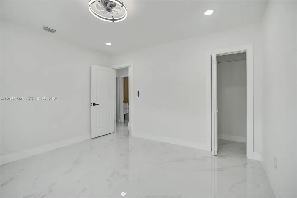 1245 Vermont St Opa-Locka, FL 33054
