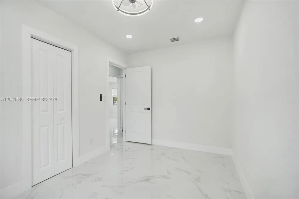 1245 Vermont St Opa-Locka, FL 33054