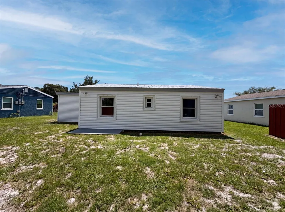 1604 PARK AVENUE Melbourne, FL 32901