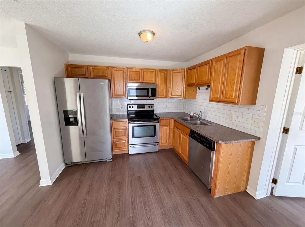 1604 PARK AVENUE Melbourne, FL 32901