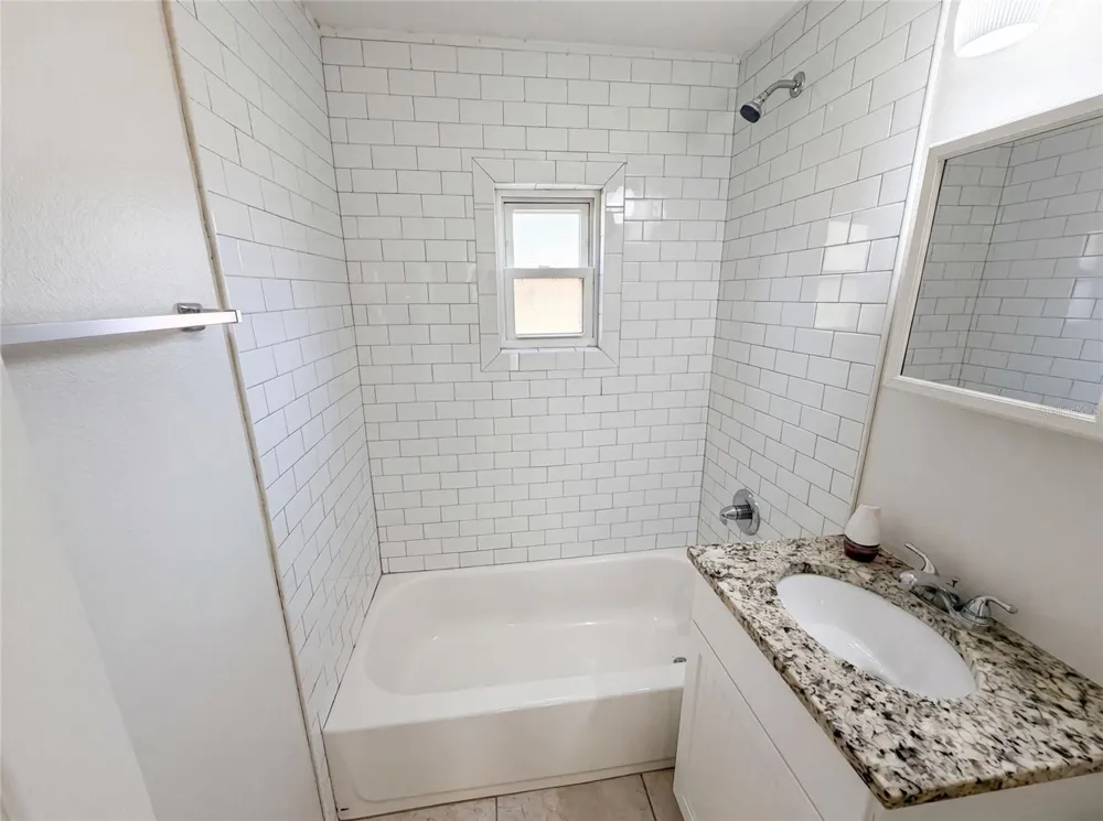1604 PARK AVENUE Melbourne, FL 32901