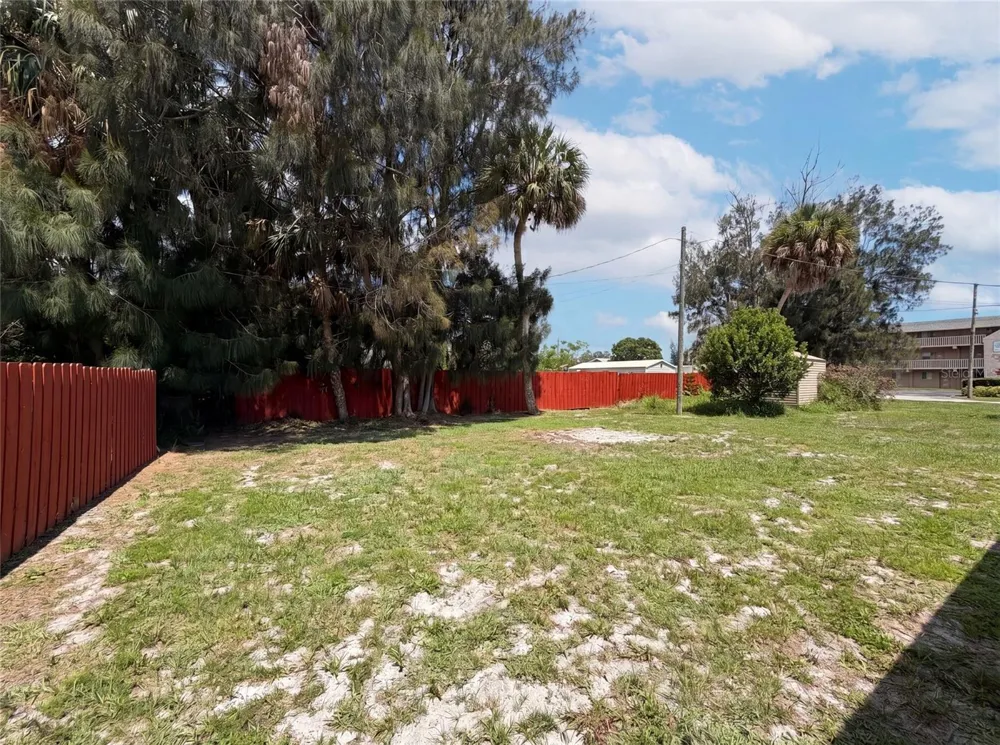 1604 PARK AVENUE Melbourne, FL 32901