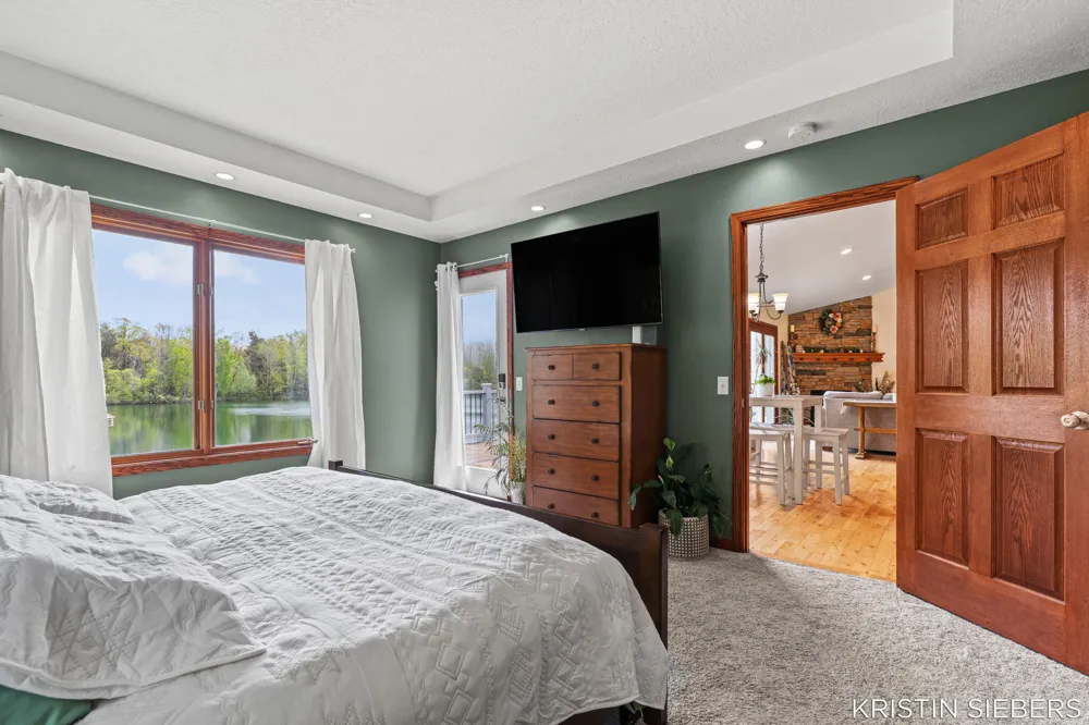 9760 Jade Drive Allendale, MI 49401