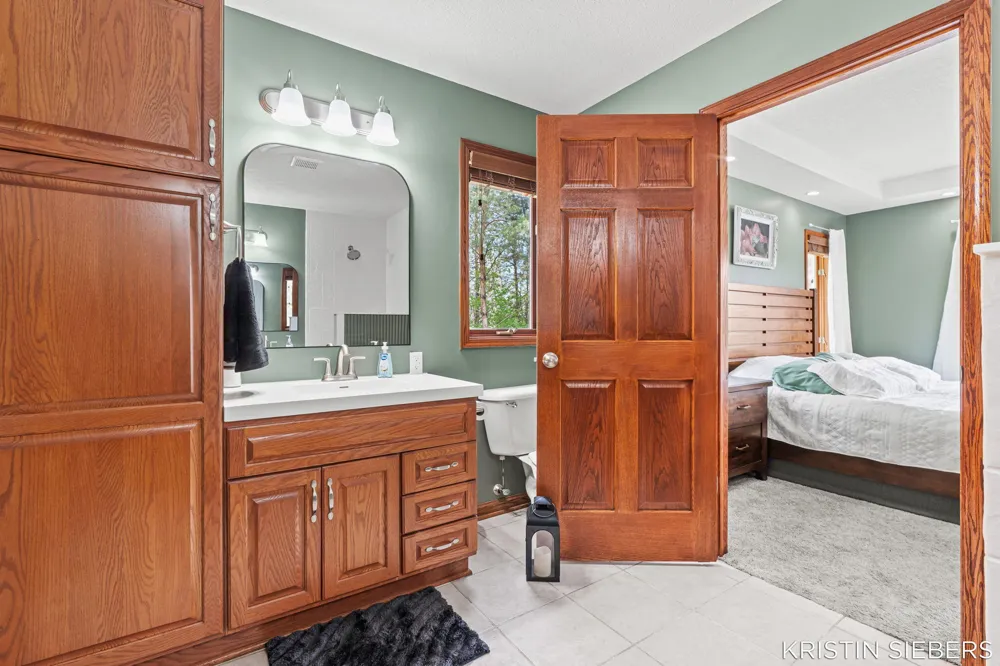 9760 Jade Drive Allendale, MI 49401