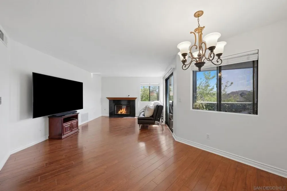 3003 Blue Oak Ct Spring Valley, CA 91978