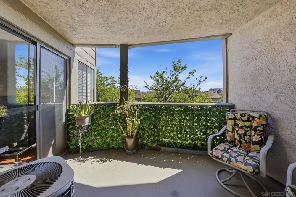 3003 Blue Oak Ct Spring Valley, CA 91978