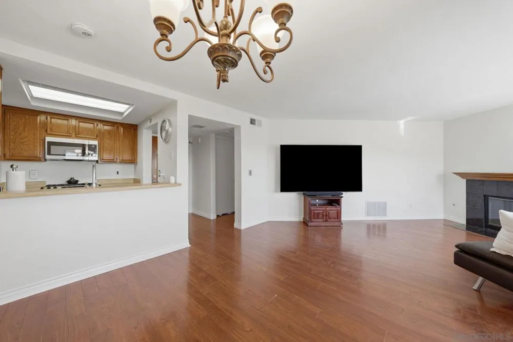 3003 Blue Oak Ct Spring Valley, CA 91978