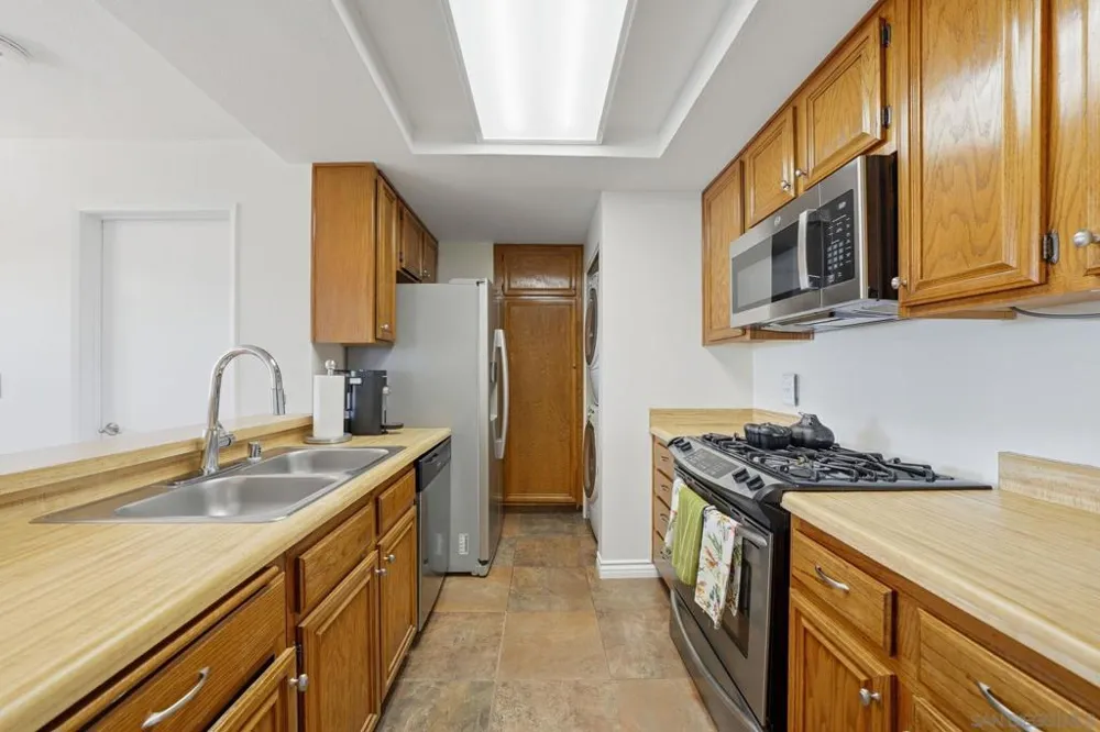 3003 Blue Oak Ct Spring Valley, CA 91978