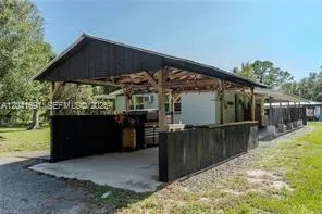 1270 Nobles Rd La Belle, FL 33935