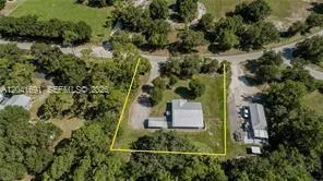 1270 Nobles Rd La Belle, FL 33935