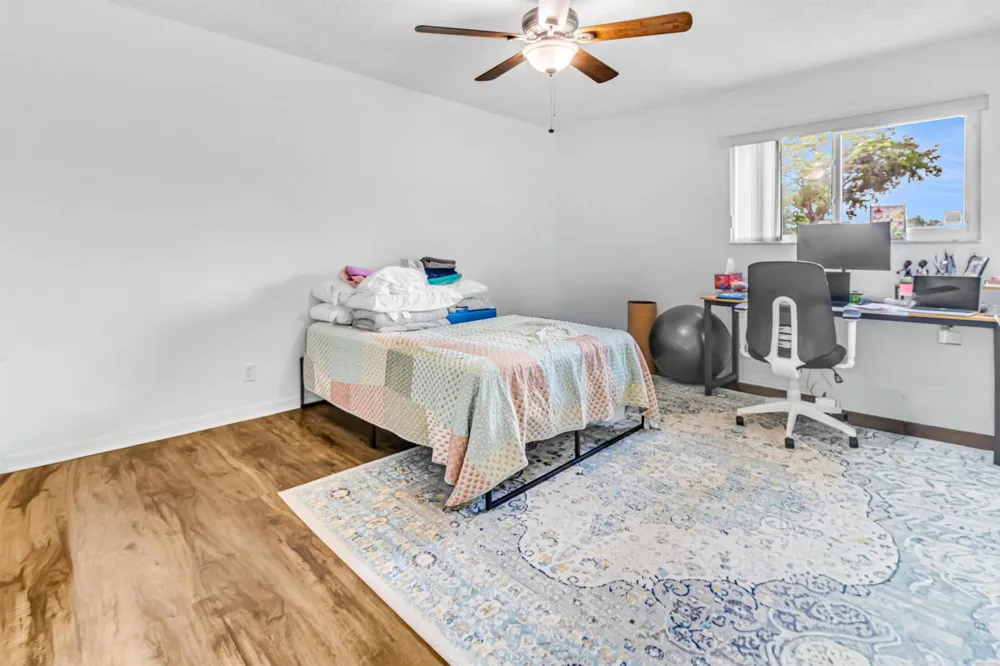 7610 Pinewalk Drive S #128 Margate, FL 33063