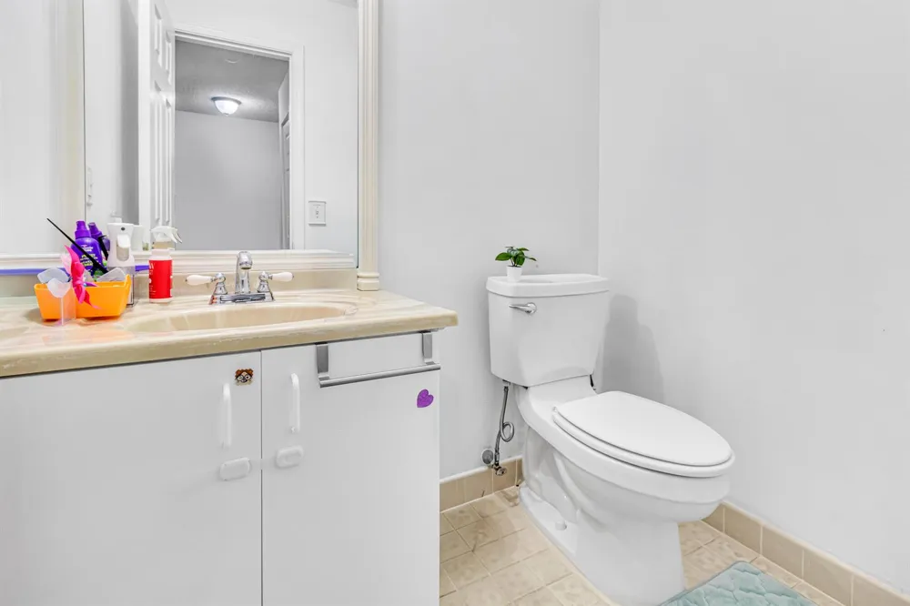 7610 Pinewalk Drive S #128 Margate, FL 33063