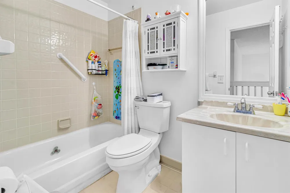 7610 Pinewalk Drive S #128 Margate, FL 33063