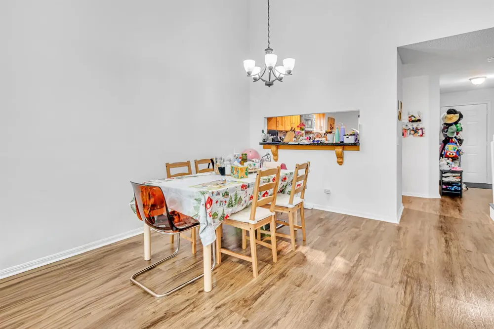 7610 Pinewalk Drive S #128 Margate, FL 33063