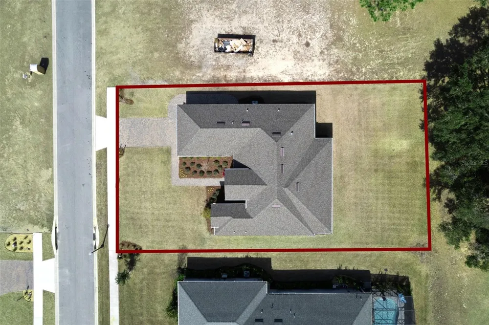 4044 PINNACLE PLACE Lady Lake, FL 32159