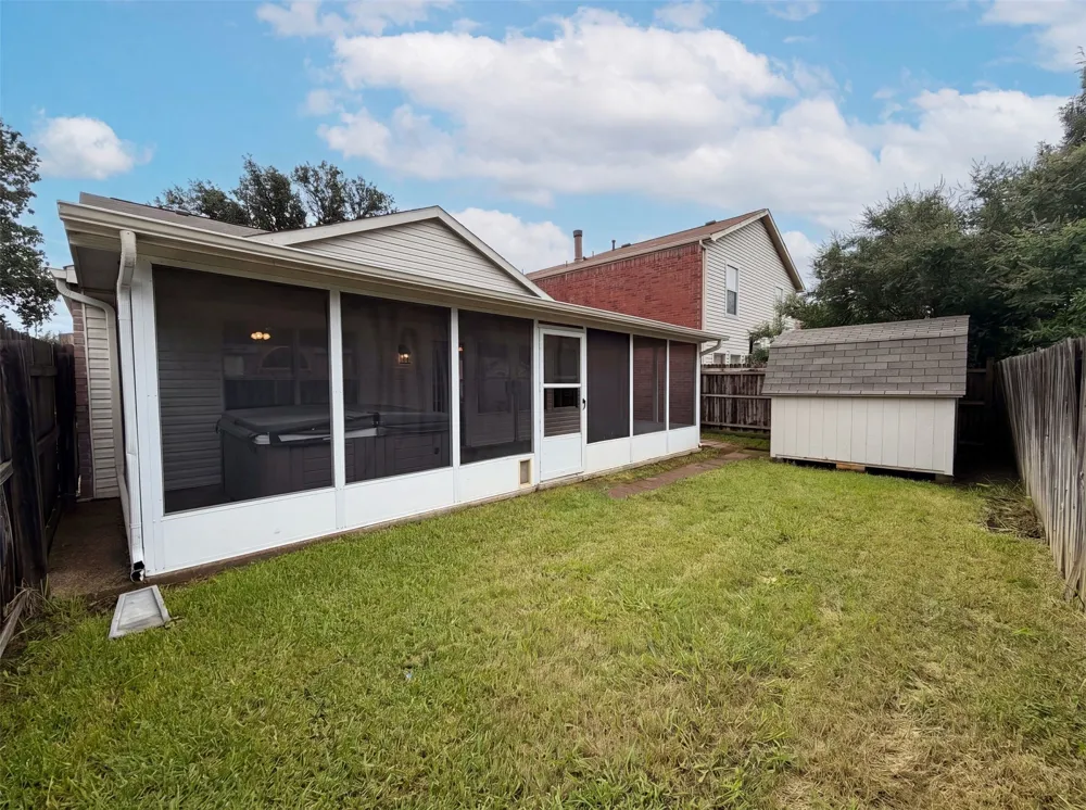 2026 Cardinal Lane Lewisville, TX 75077