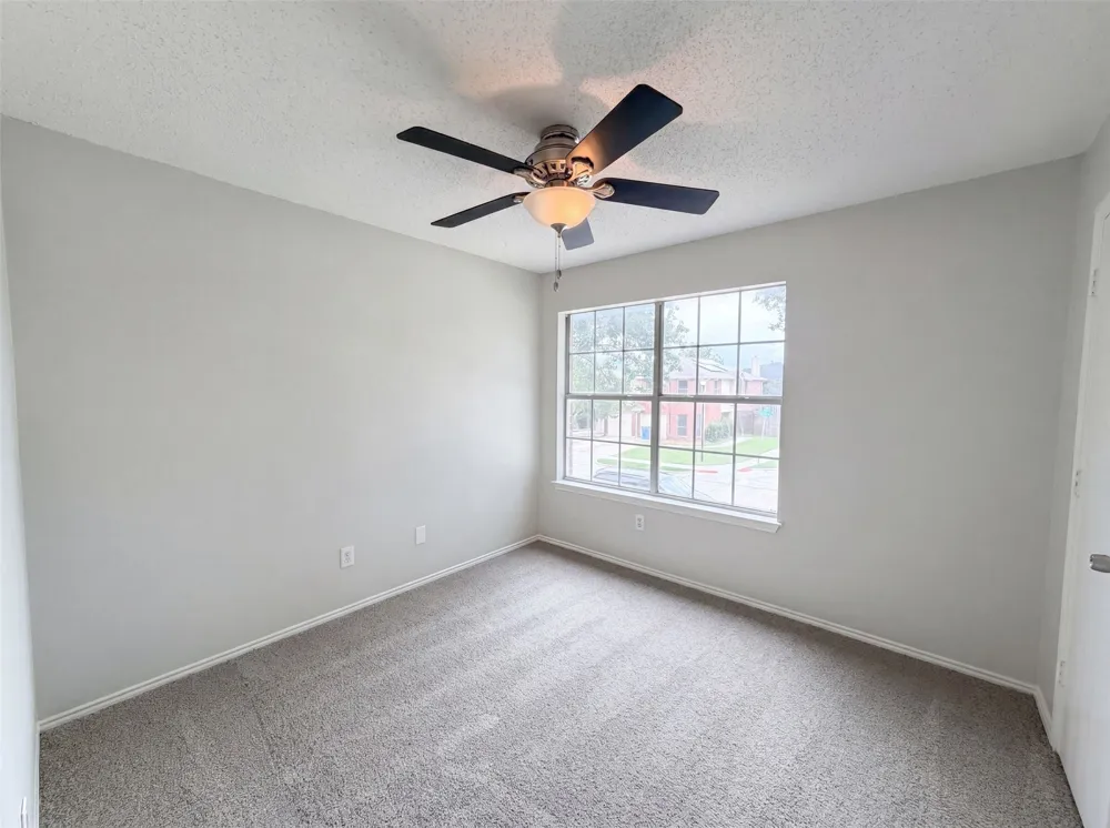 2026 Cardinal Lane Lewisville, TX 75077