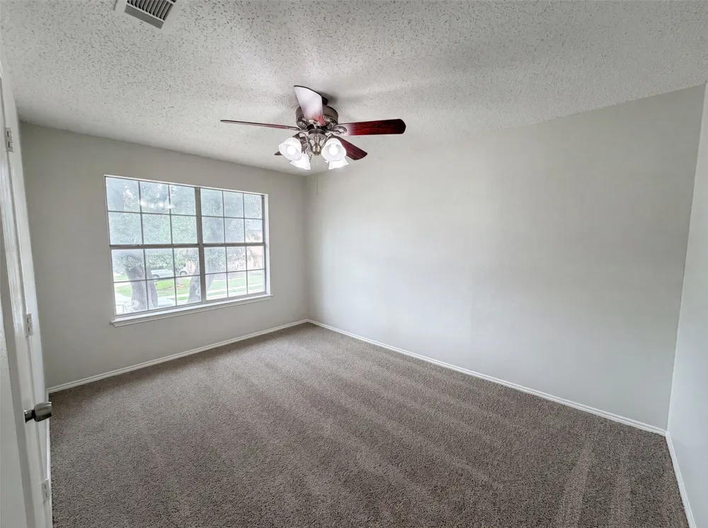 2026 Cardinal Lane Lewisville, TX 75077