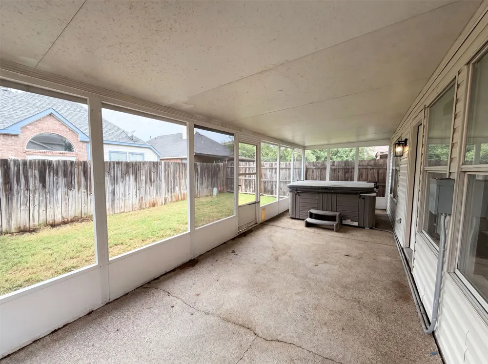 2026 Cardinal Lane Lewisville, TX 75077