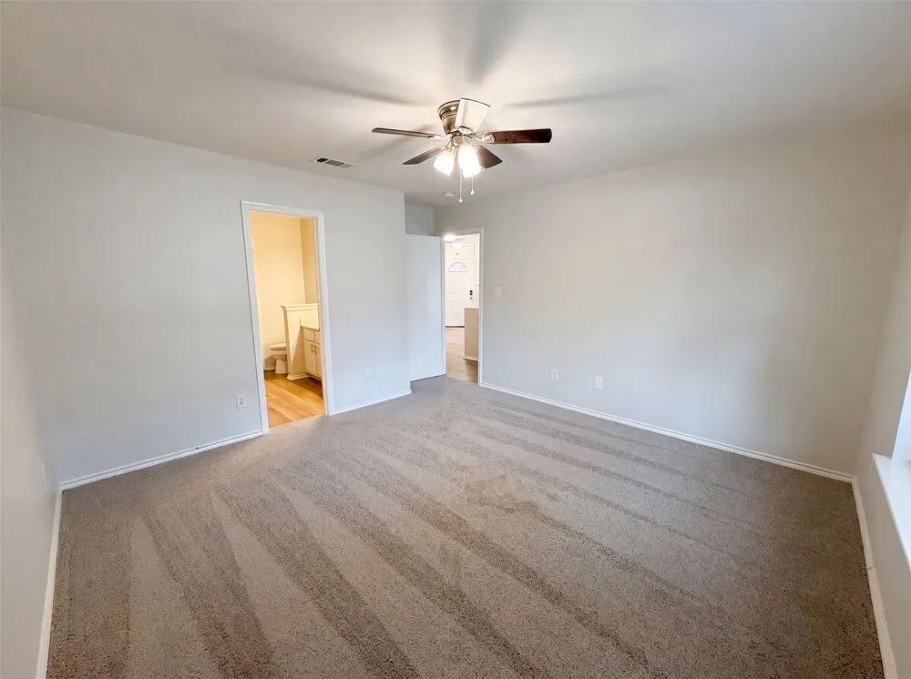 2026 Cardinal Lane Lewisville, TX 75077