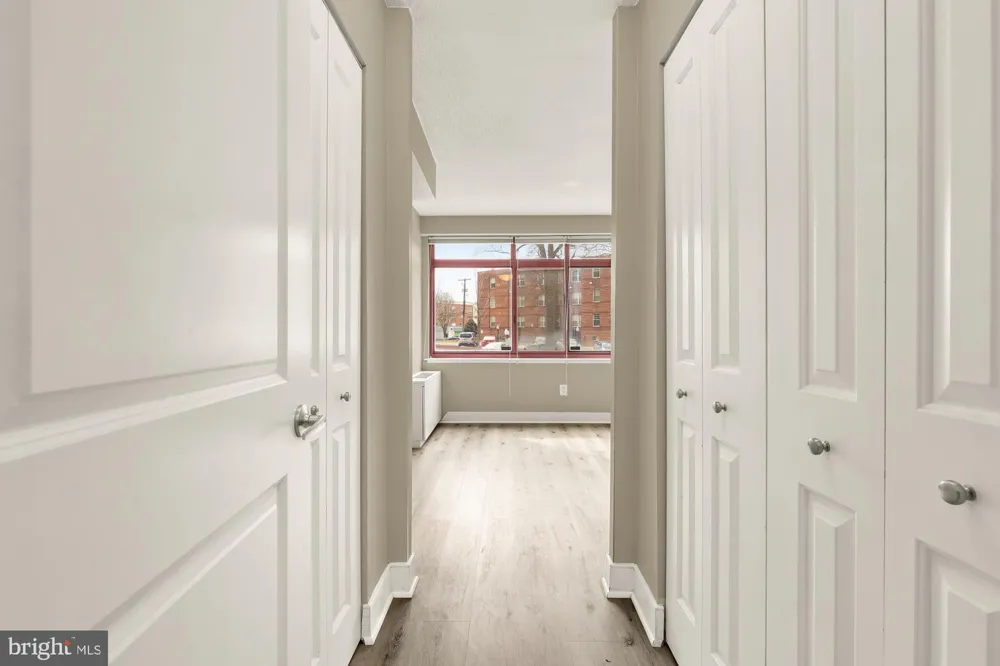 1220 BLAIR MILL ROAD #101 Silver Spring, MD 20910