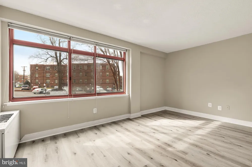 1220 BLAIR MILL ROAD #101 Silver Spring, MD 20910