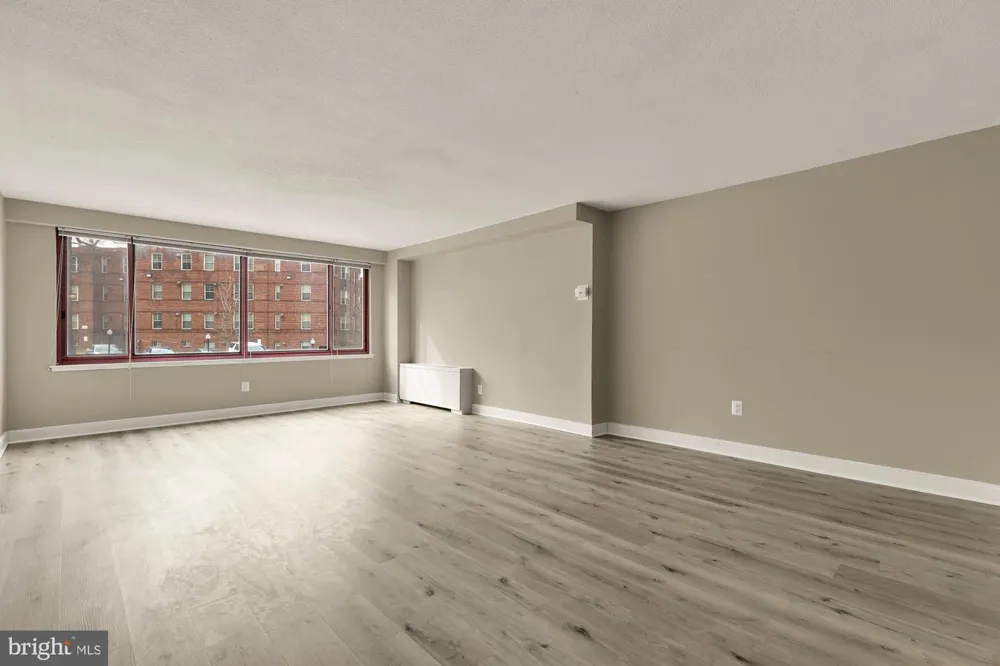 1220 BLAIR MILL ROAD #101 Silver Spring, MD 20910