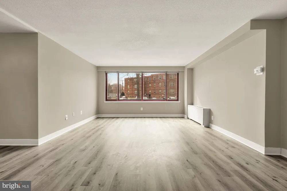 1220 BLAIR MILL ROAD #101 Silver Spring, MD 20910