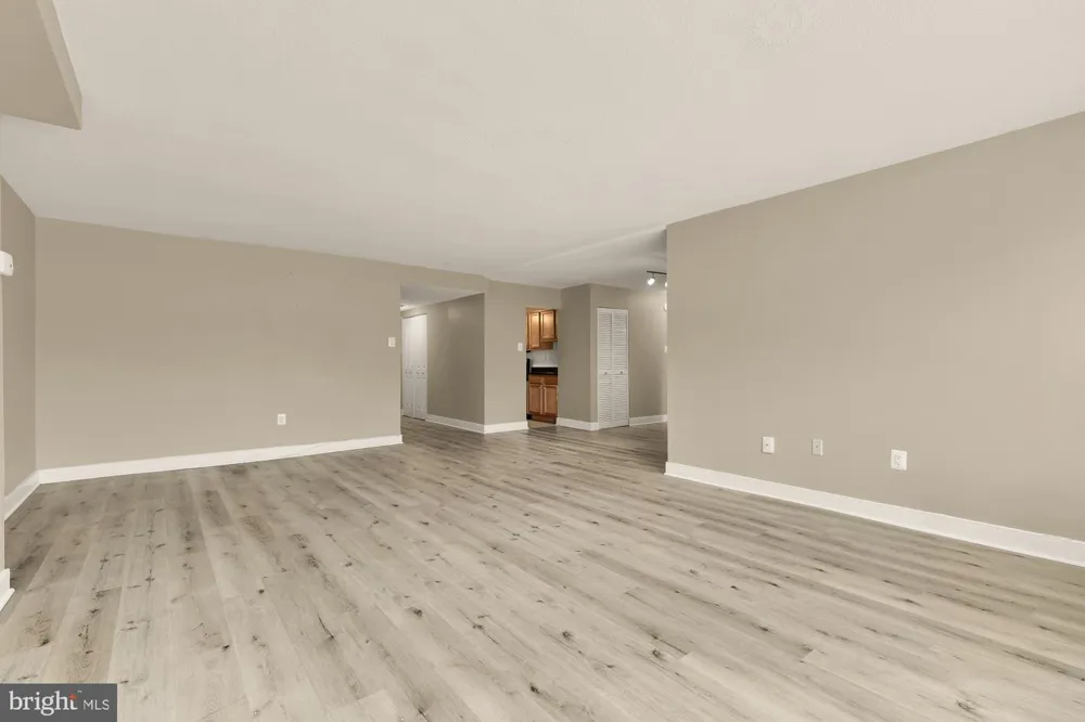 1220 BLAIR MILL ROAD #101 Silver Spring, MD 20910