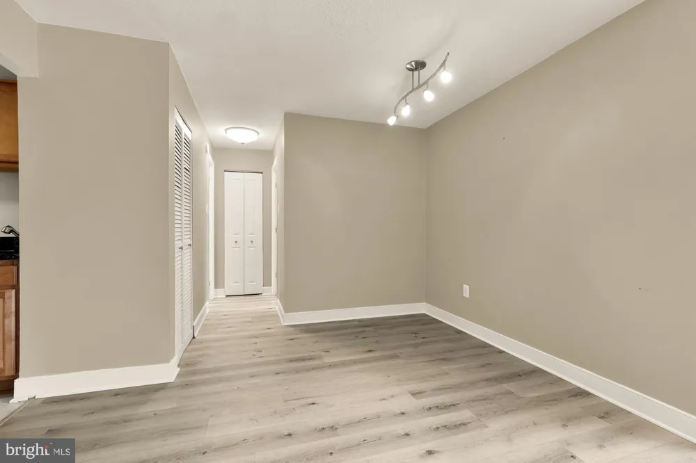 1220 BLAIR MILL ROAD #101 Silver Spring, MD 20910