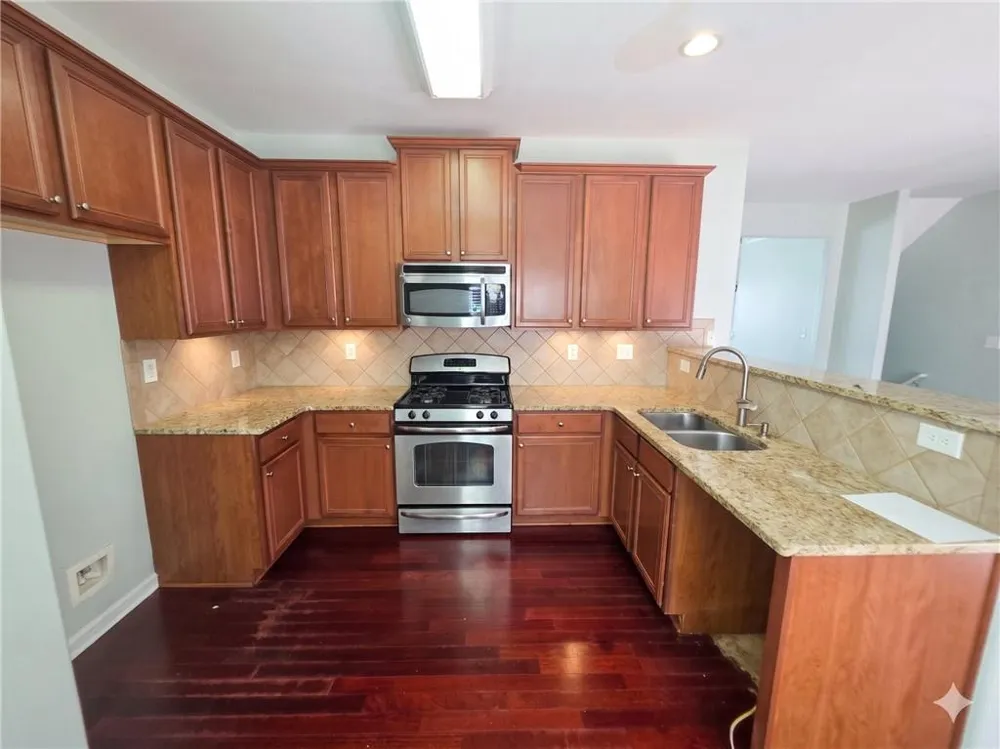 2928 George Busbee #212 Parkway NW Kennesaw, GA 30144