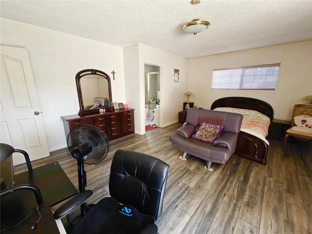 613 Santa Cruz Arcadia, CA 91007
