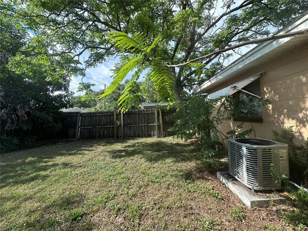 11452 104TH STREET Largo, FL 33773