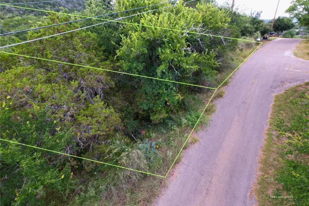 CR138A Burnet, TX 78611