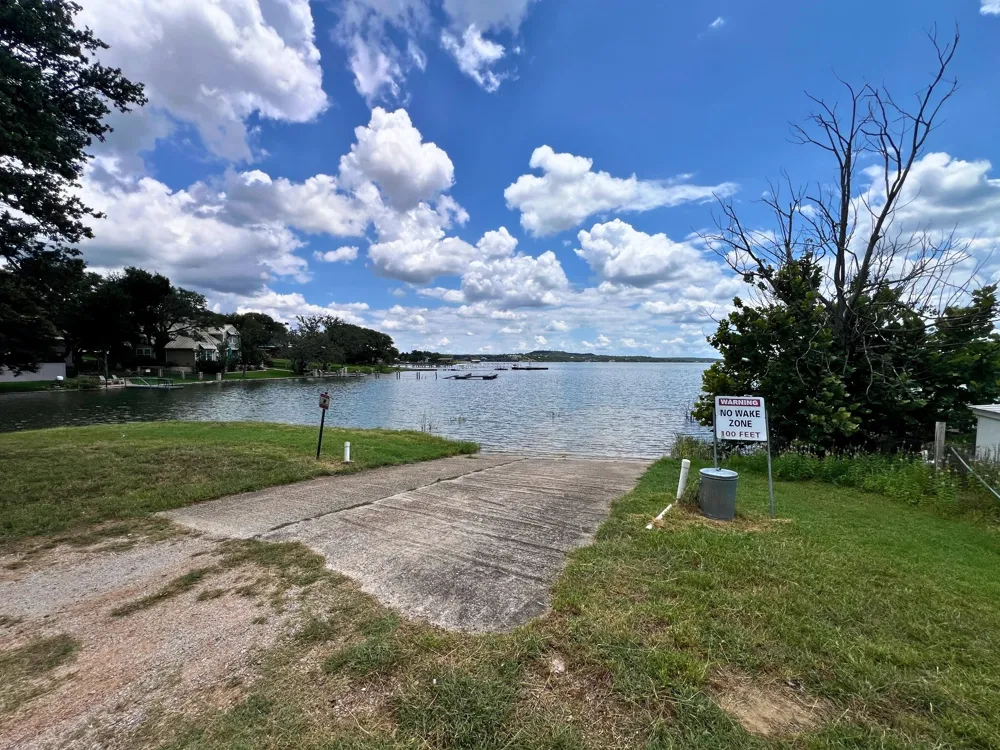 CR138A Burnet, TX 78611